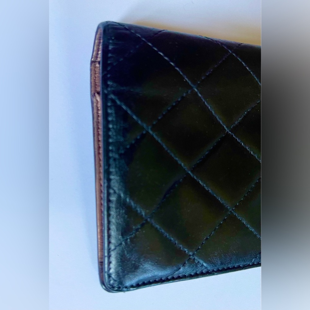 Authentic Chanel Black Leather Cambon Yen Wallet - Picture 8 of 11